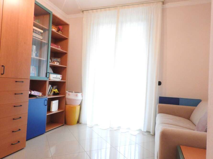 appartamento di 4 locali a bernareggio