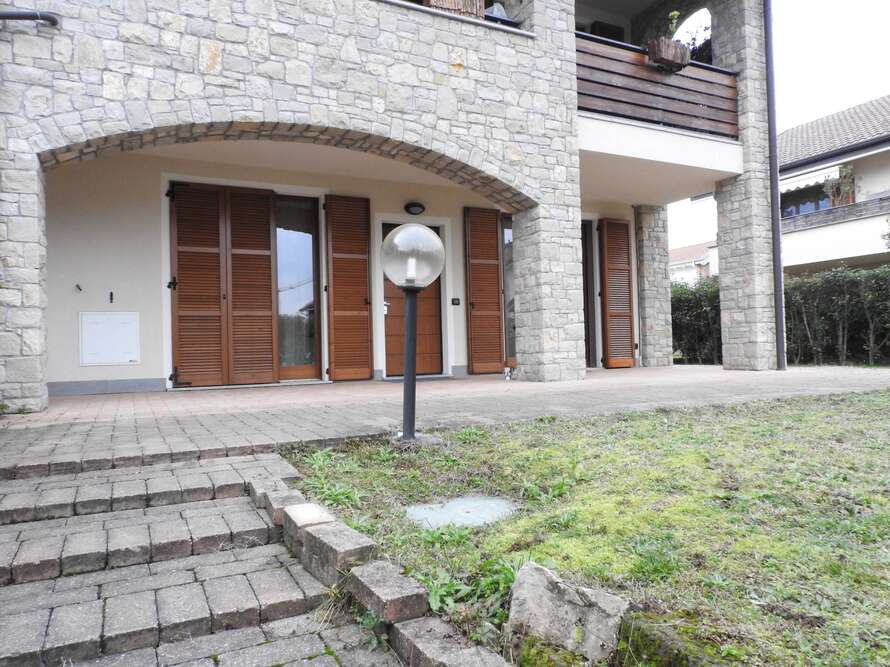 appartamento di 4 locali a bernareggio