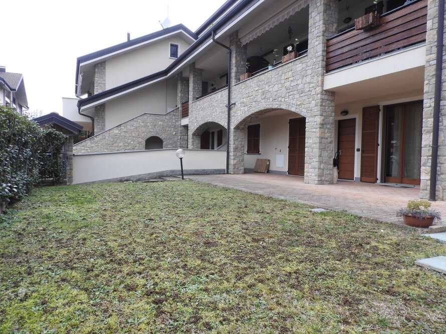 appartamento di 4 locali a bernareggio