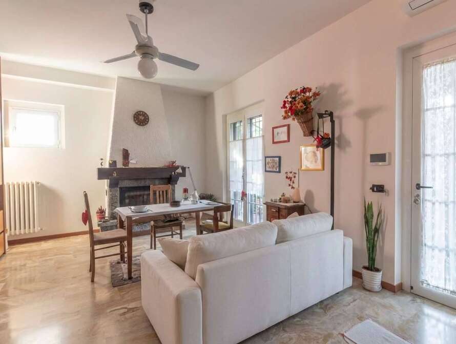 villetta a schiera di 3 locali a carnate