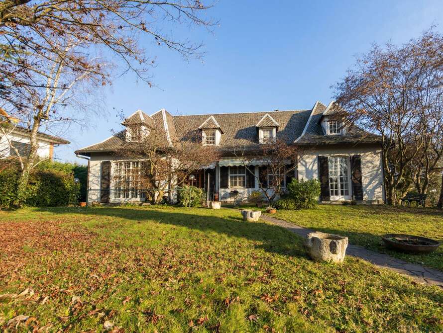 villa di 12 locali a usmate velate