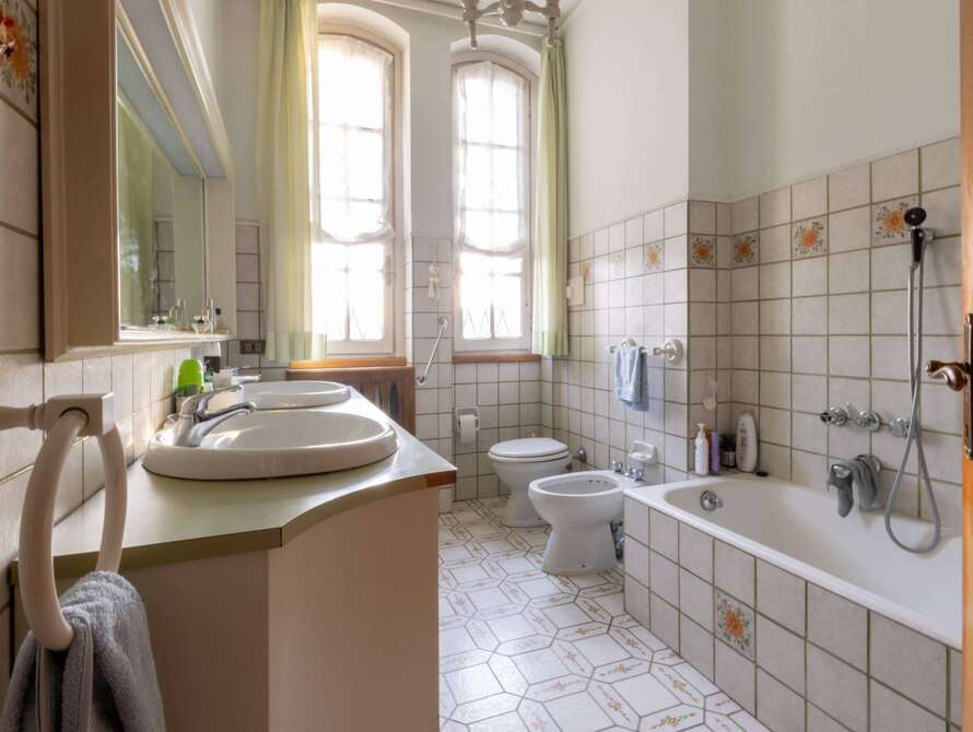 villa di 12 locali a usmate velate