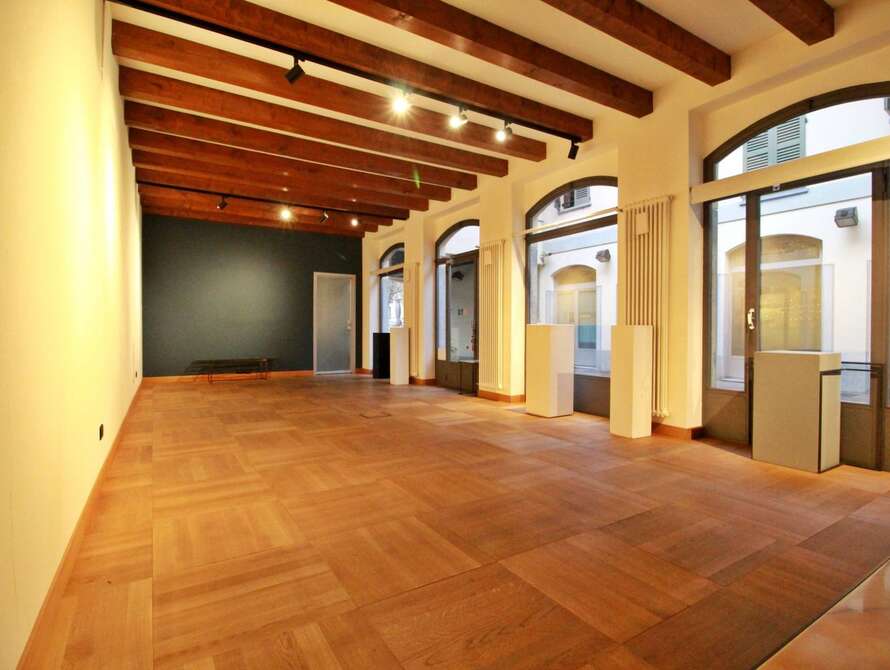 studio ufficio di 2 locali a monza