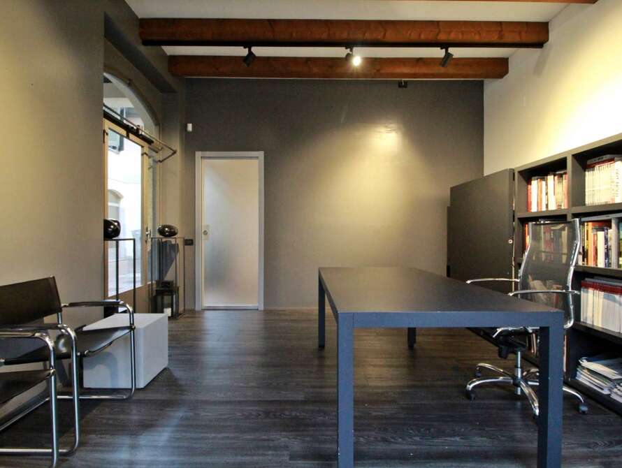 studio ufficio di 2 locali a monza