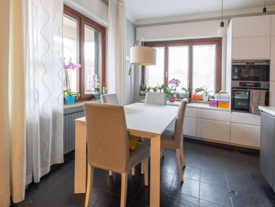 appartamento di 4 locali a usmate velate