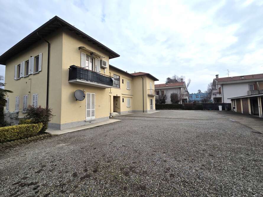 appartamento di 4 locali a caponago