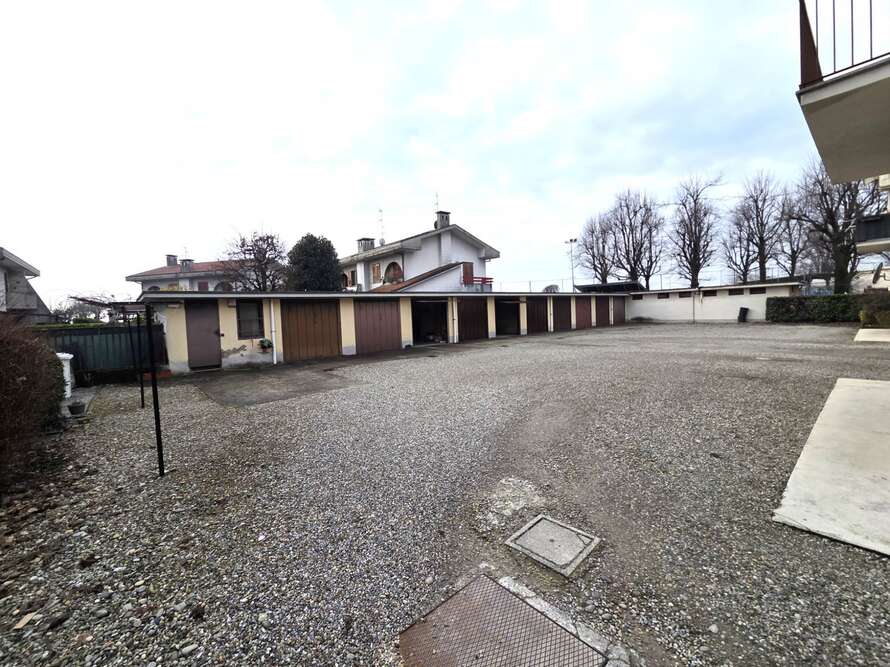 appartamento di 4 locali a caponago