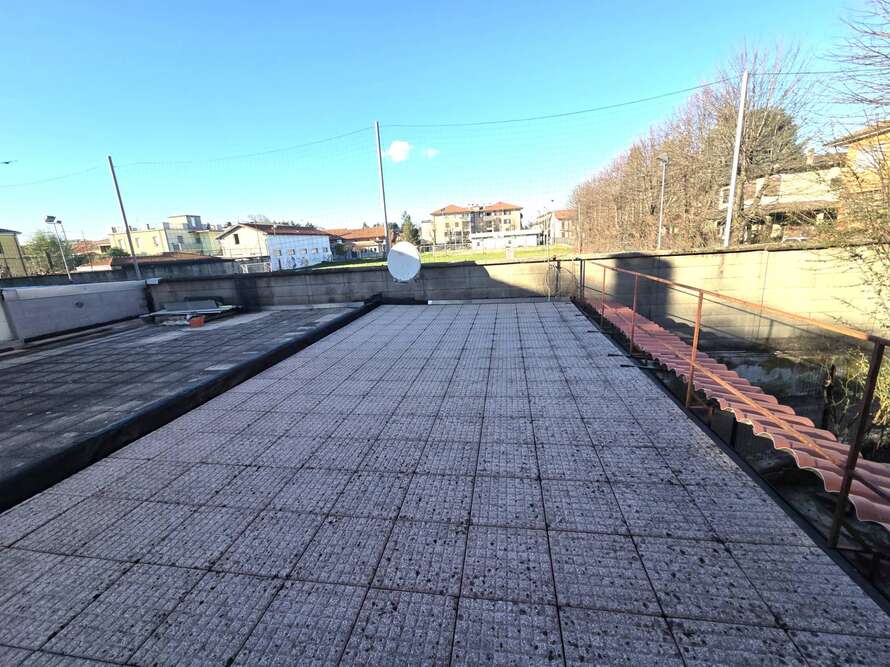 casa indipendente di 3 locali a agrate brianza