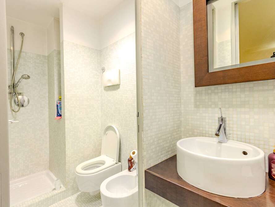 locale commerciale di 1 locali a seregno