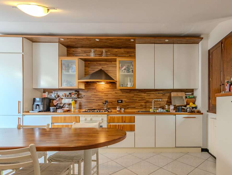 mansarda di 3 locali a solaro