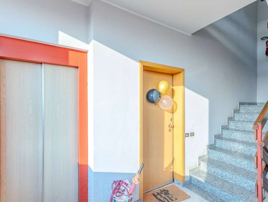 mansarda di 3 locali a solaro