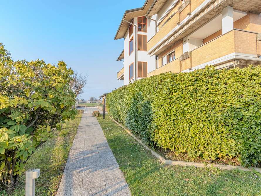 mansarda di 3 locali a solaro