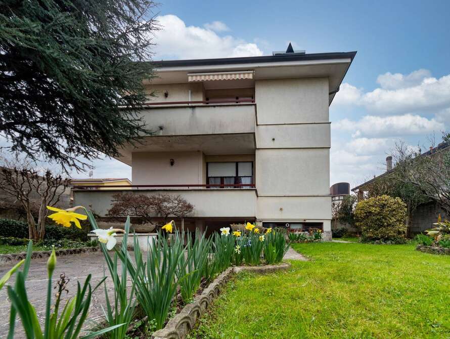 porzione di casa di 4 locali a concorezzo