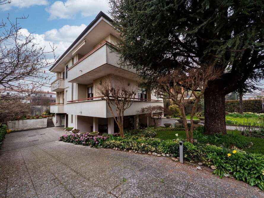 porzione di casa di 4 locali a concorezzo