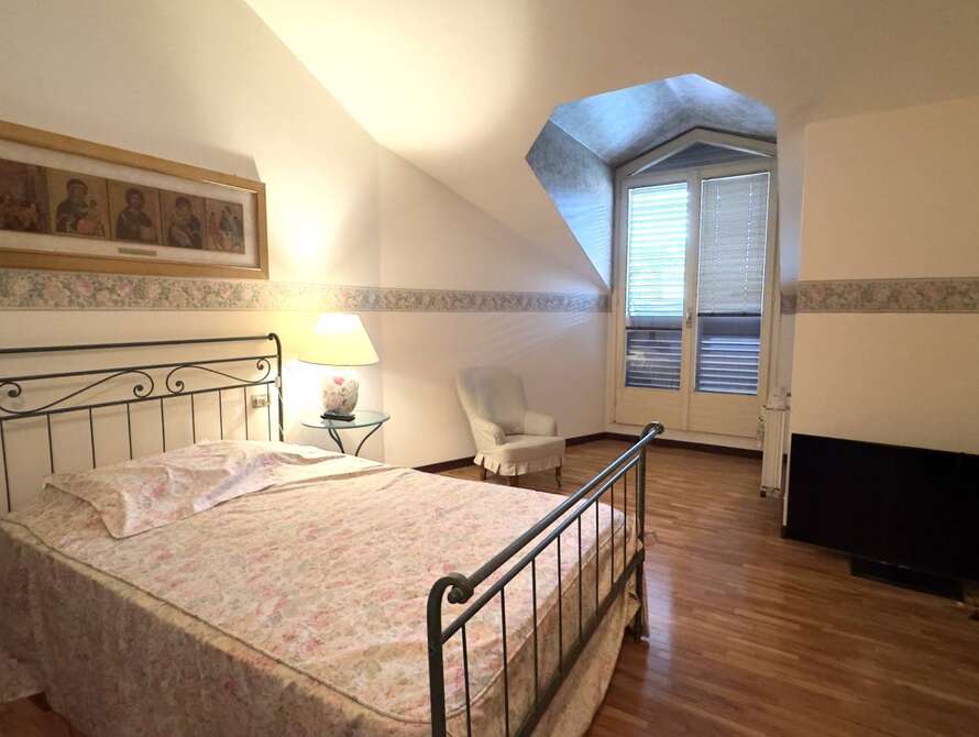 appartamento di 4 locali a vimercate