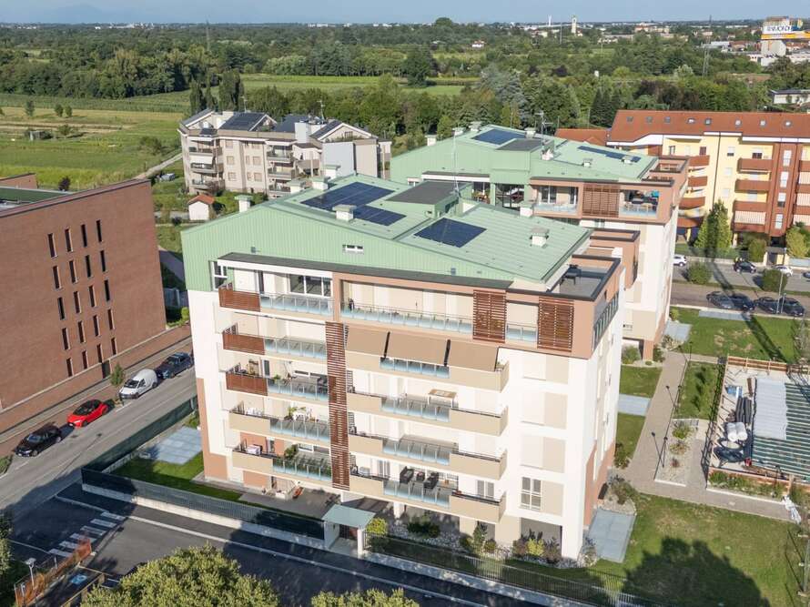 appartamento di 4 locali a agrate brianza