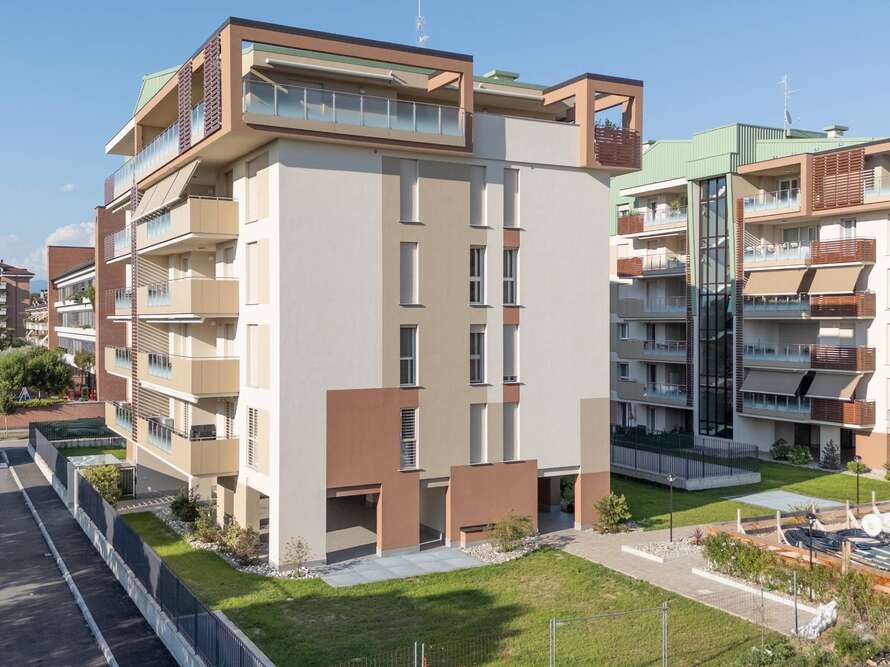 appartamento di 4 locali a agrate brianza