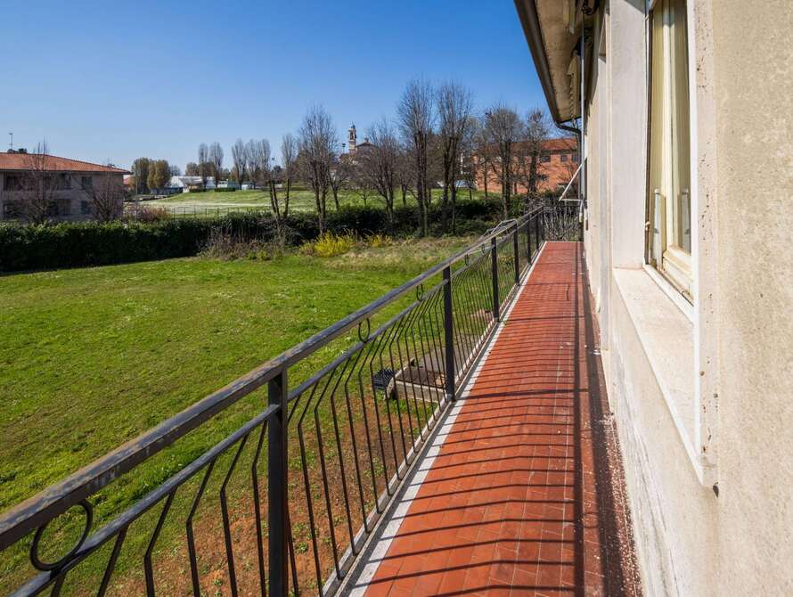 villetta a schiera di 5 locali a lesmo