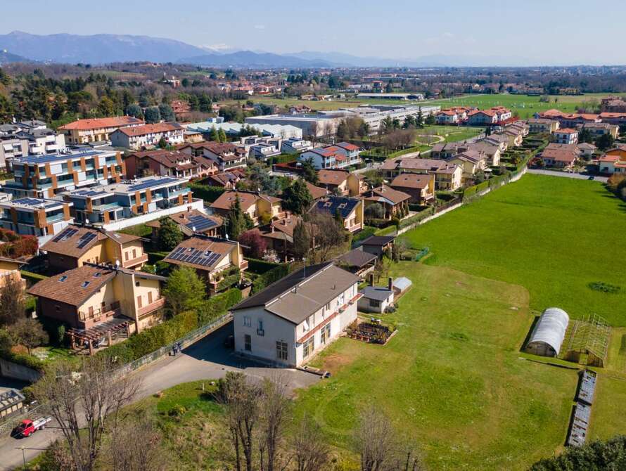 villetta a schiera di 5 locali a lesmo