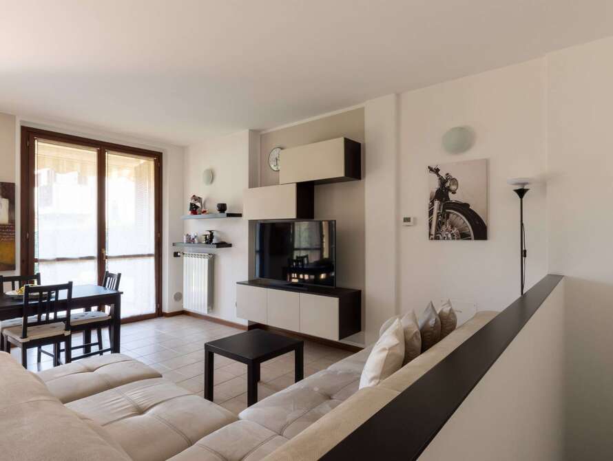 appartamento di 2 locali a usmate velate