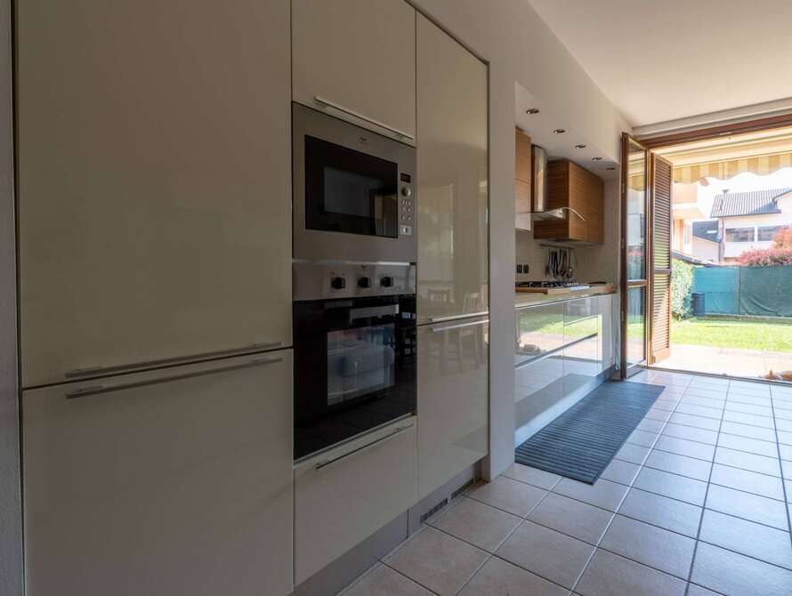 appartamento di 2 locali a usmate velate