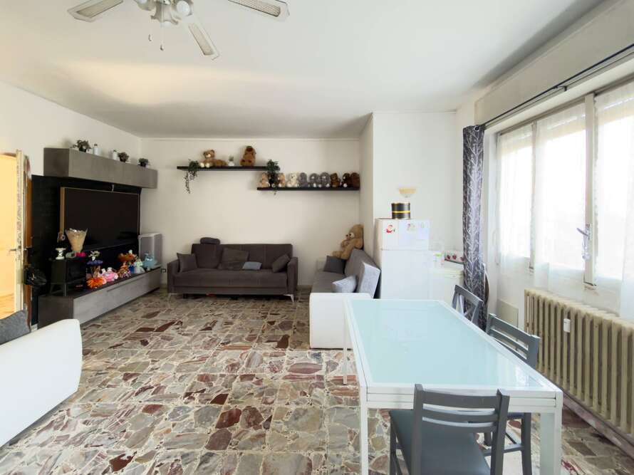 appartamento di 3 locali a usmate velate