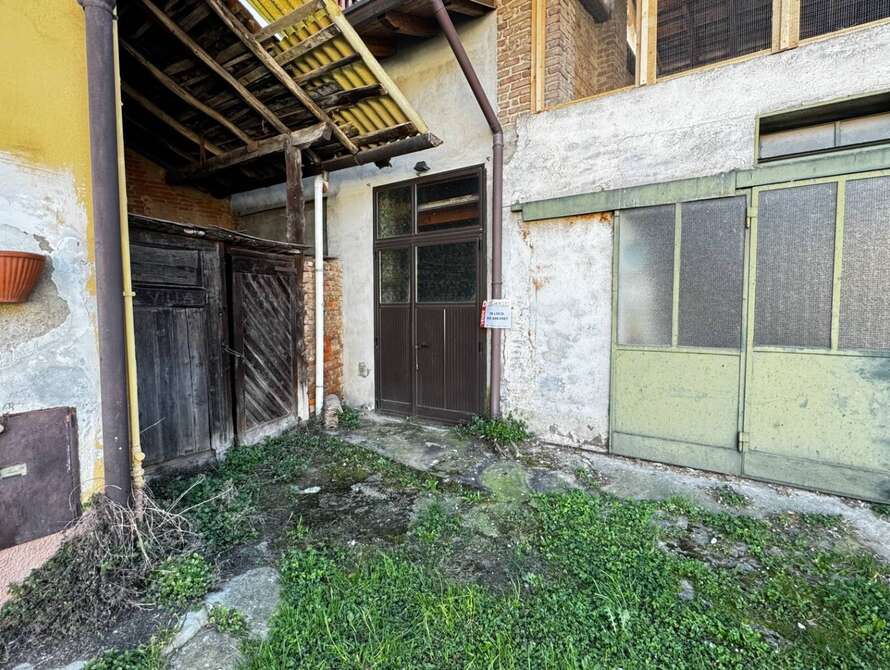 rustico di 2 locali a vimercate