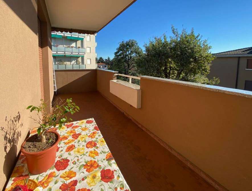 vimercate appartamento di 4 locali con terrazzo