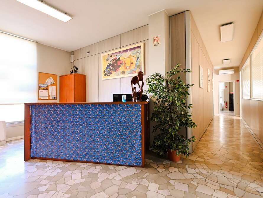 ufficio di 6 locali a brugherio