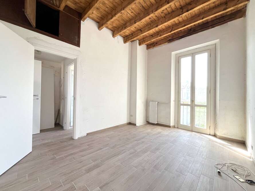 appartamento di 2 locali a villasanta