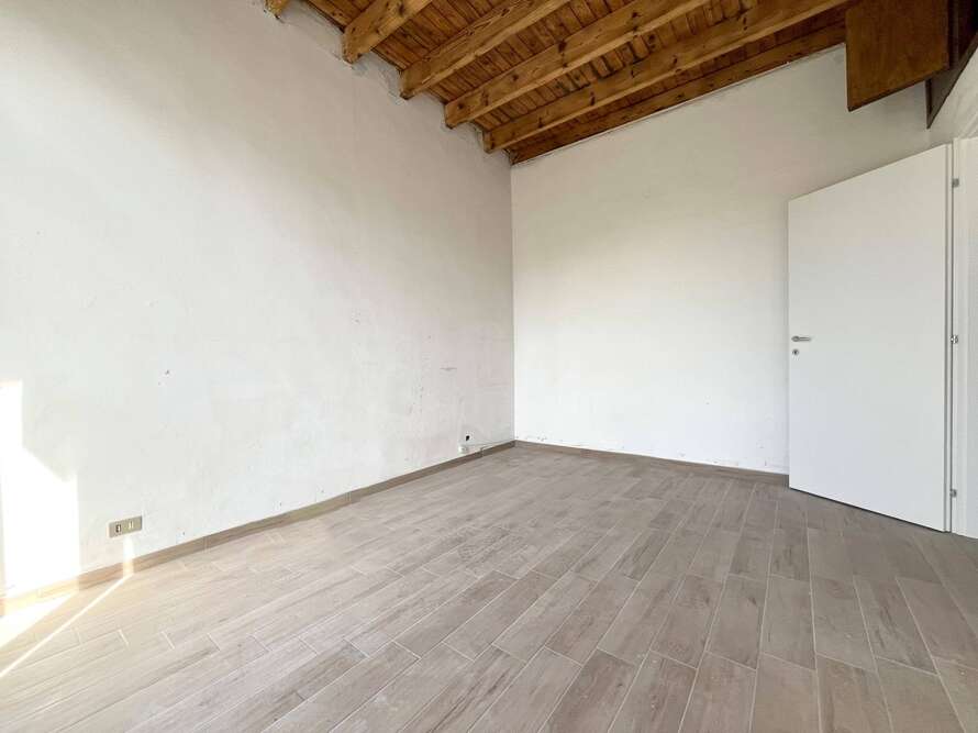 appartamento di 2 locali a villasanta