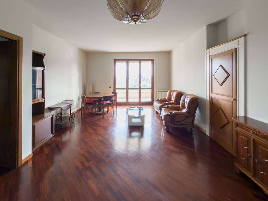 appartamento di 3 locali a usmate velate