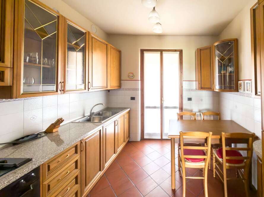 appartamento di 3 locali a usmate velate