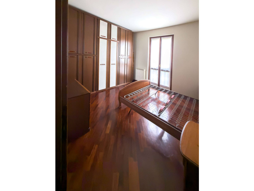 appartamento di 3 locali a usmate velate