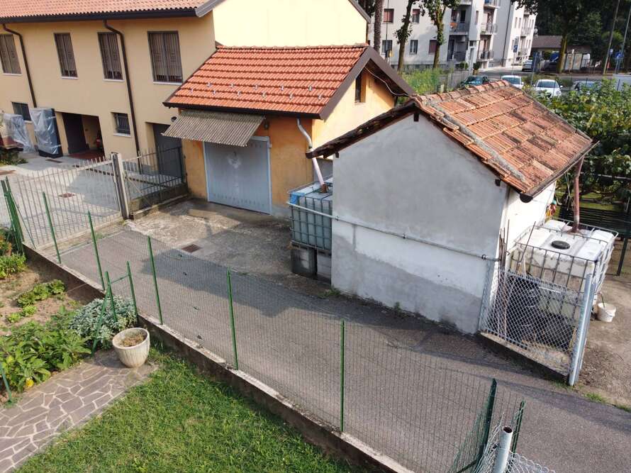 casa indipendente di 4 locali a vimercate