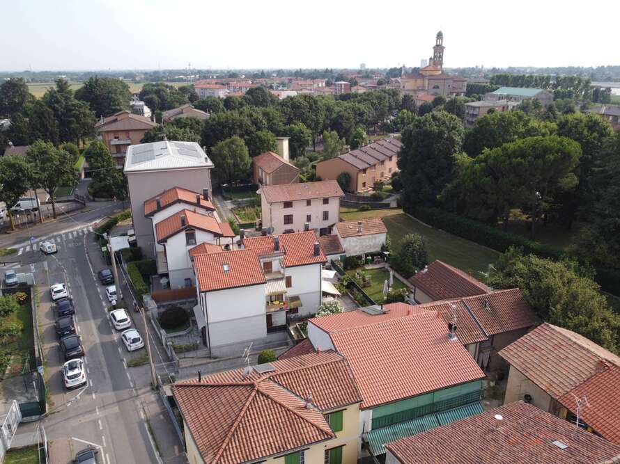 casa indipendente di 4 locali a vimercate