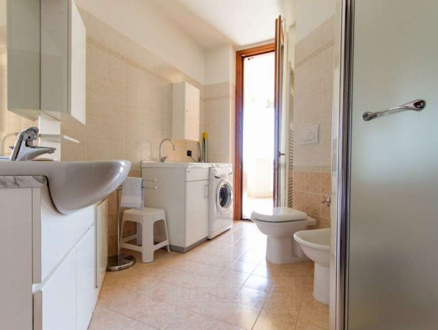 bilocale in via valle