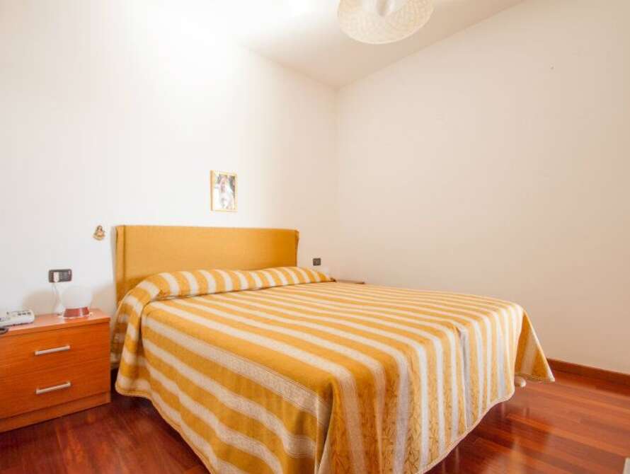 bilocale in via valle