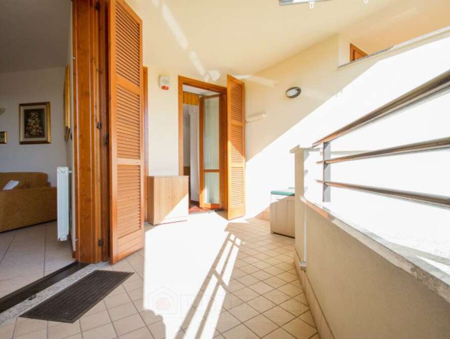 bilocale in via valle