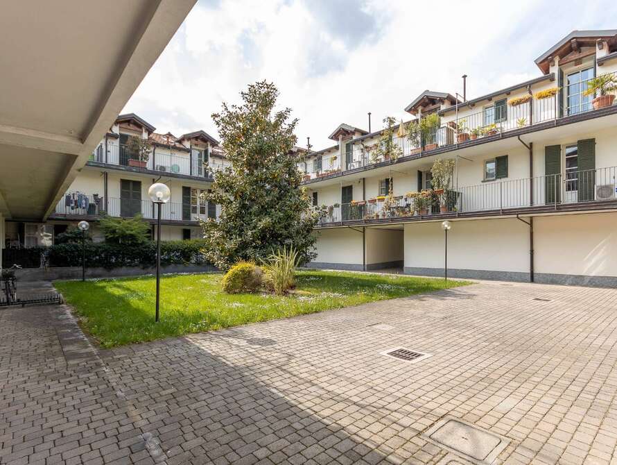 mansarda di 2 locali a lissone