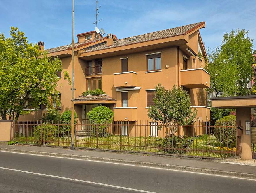 appartamento di 4 locali a lissone