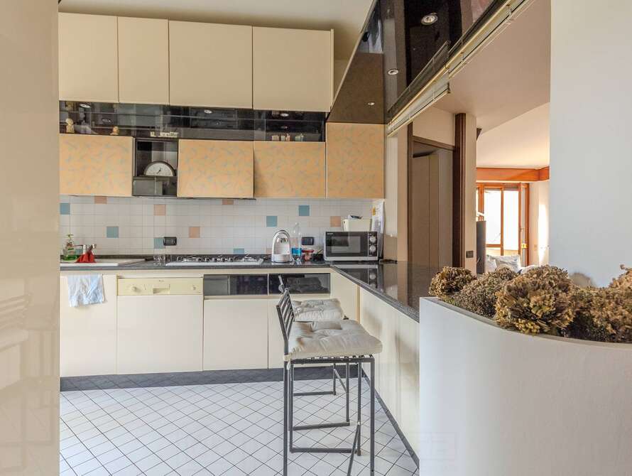 appartamento di 4 locali a lissone