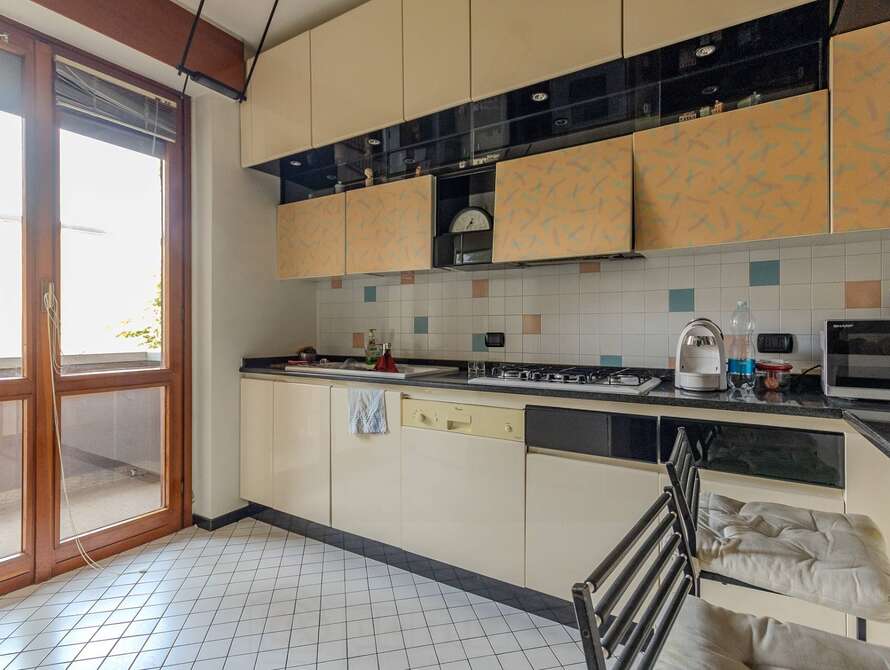 appartamento di 4 locali a lissone