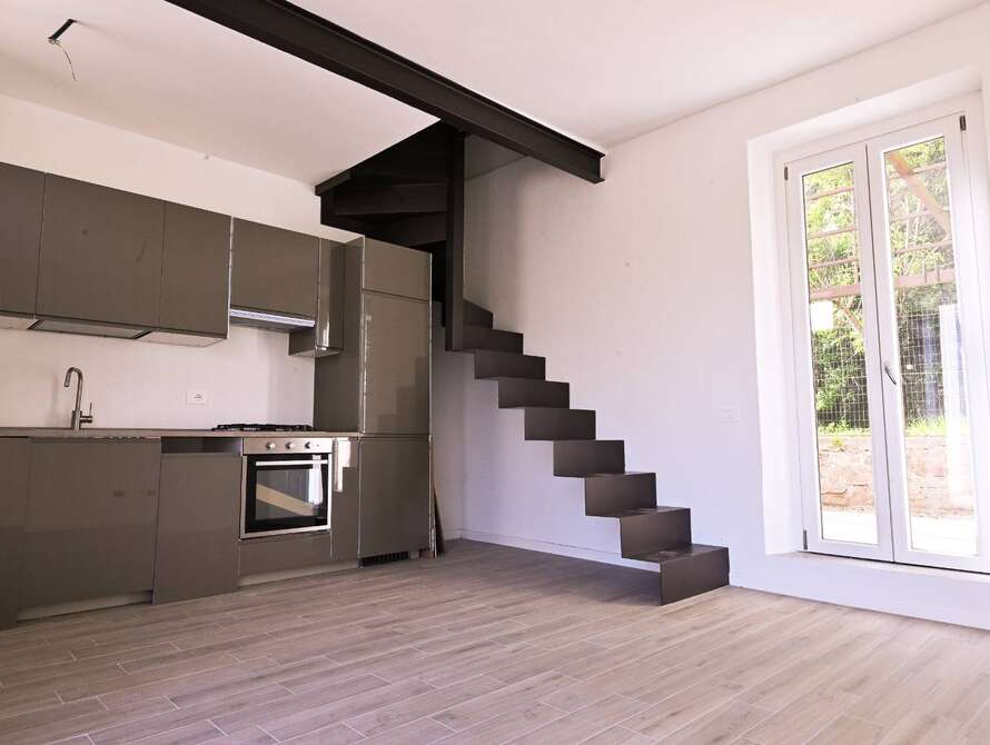 casa indipendente di 2 locali a cornate d adda