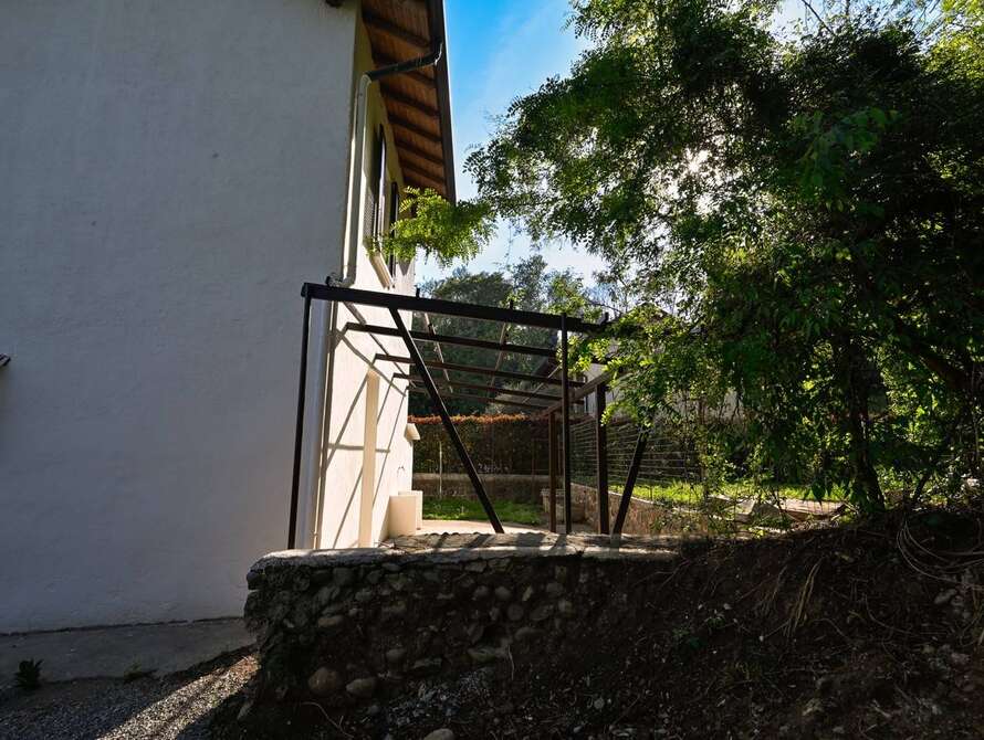 casa indipendente di 2 locali a cornate d adda