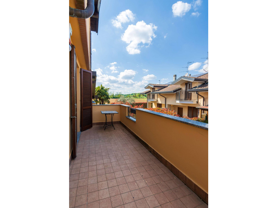 appartamento di 3 locali a usmate velate