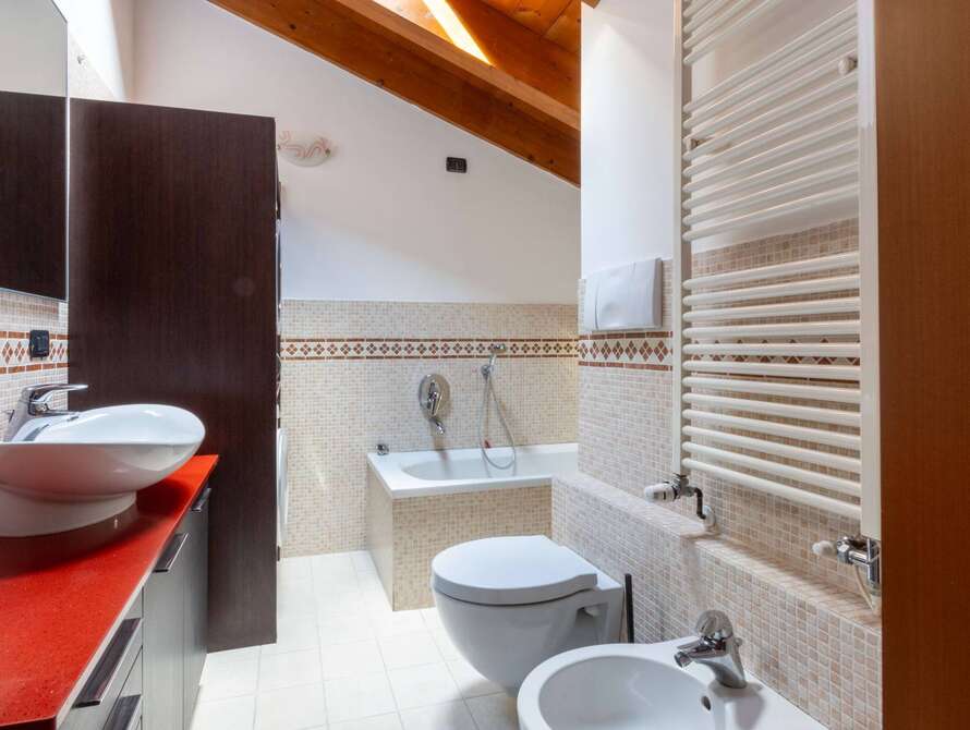 appartamento di 3 locali a usmate velate