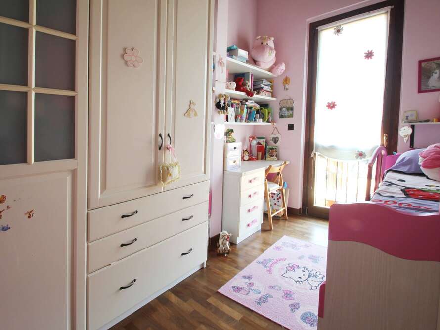 appartamento di 3 locali a usmate velate