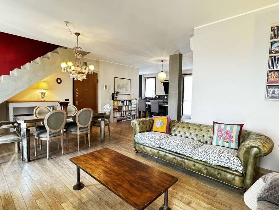 appartamento di 4 locali a vimercate