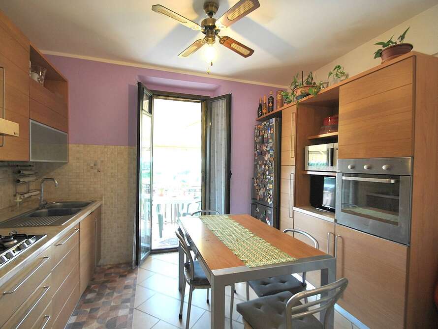 appartamento di 4 locali a vimercate